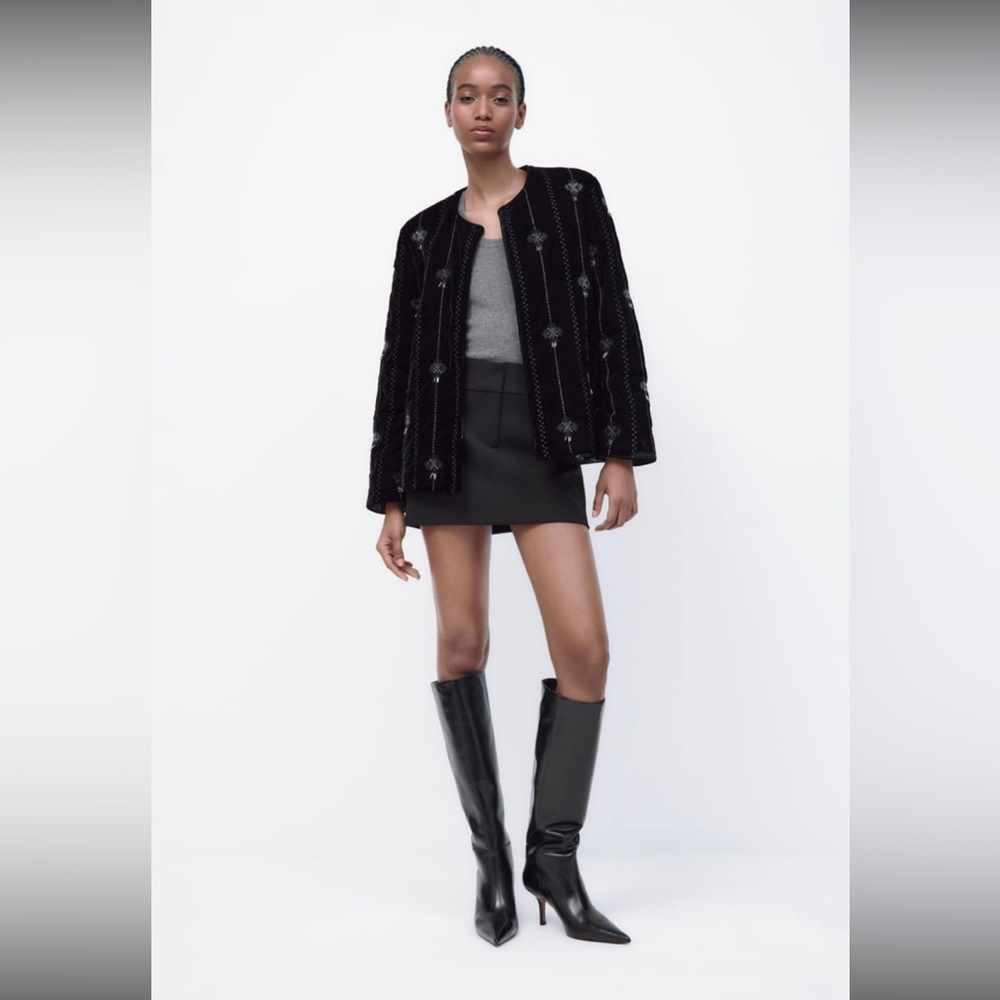 NWT ZARA EMBROIDERED VELVET JACKET